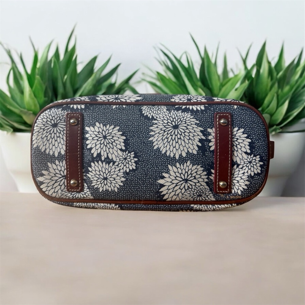 Dooney & Bourke Rare Zinnia Collection Zip Zip Satchel with Matching Wallet - Picture 3 of 7